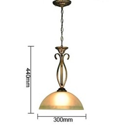Lampa stołowa Northern Rural to współczesne i oszczędne pomysły. Pojedyncza głowica lampy wiszącej ze szkła
