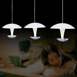 Nowoczesna lampa wisząca z metalu