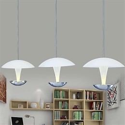 Nowoczesna lampa wisząca z metalu