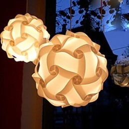 Kreatywna Nordic Creative Arts Zakontraktowana lampa Droplight Fashion