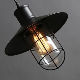 Pojedyncza głowica lampy żyrandolowej w klatce dla ptaków