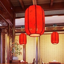 Archaizuj owczą czerwoną latarnię na werandę lampa droplight