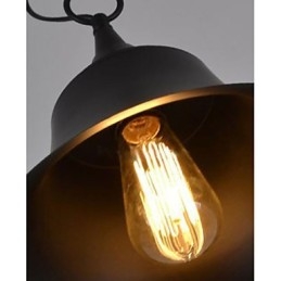 Średniej wielkości lampa wisząca w kształcie dzwonka w kolorze matowej czerni w stylu vintage