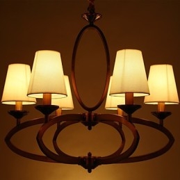 Rustykalny domek w stylu vintage mini, metalowy żyrandol galwanizowany