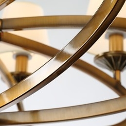 Rustykalny domek w stylu vintage mini, metalowy żyrandol galwanizowany