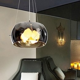 Włoski styl nowoczesny przytulny 3-punktowa lampa wisząca z czarnym przezroczystym kloszem