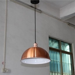 Unikalny żyrandol w stylu retro