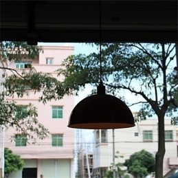 Unikalny żyrandol w stylu retro