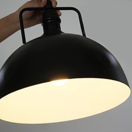 Rustykalna lampa wisząca z metalu w stylu Lodge Painting