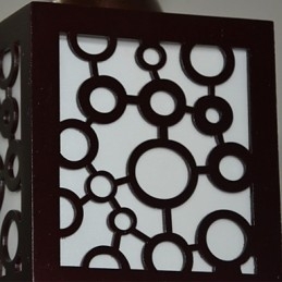 Amerykańska lampa wisząca w stylu country woodiness
