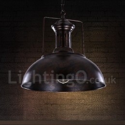 Czarna lampa wisząca z metalu w stylu vintage