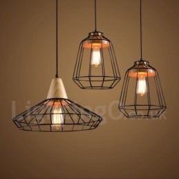 Wisząca lampa z metalu i drewna w stylu country