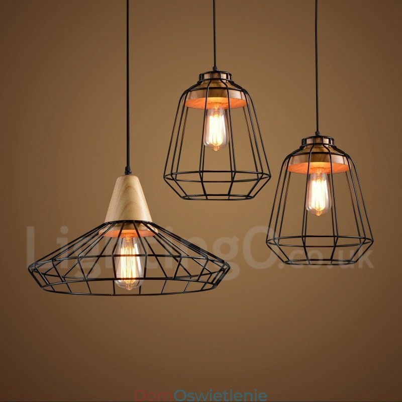 Wisząca lampa z metalu i drewna w stylu country