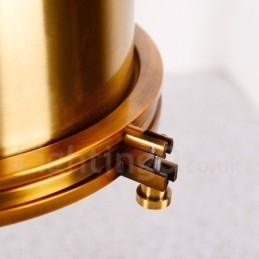 Lampa wisząca z metalu w stylu vintage
