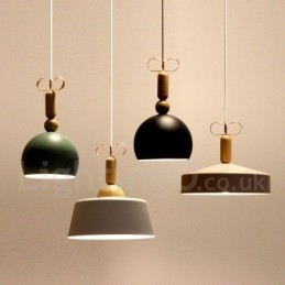 Nowoczesna, współczesna, wielokolorowa lampa wisząca