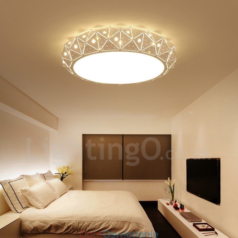 Nowoczesna, współczesna, zintegrowana metalowa lampa sufitowa