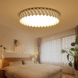 Nowoczesna, współczesna, zintegrowana metalowa lampa sufitowa