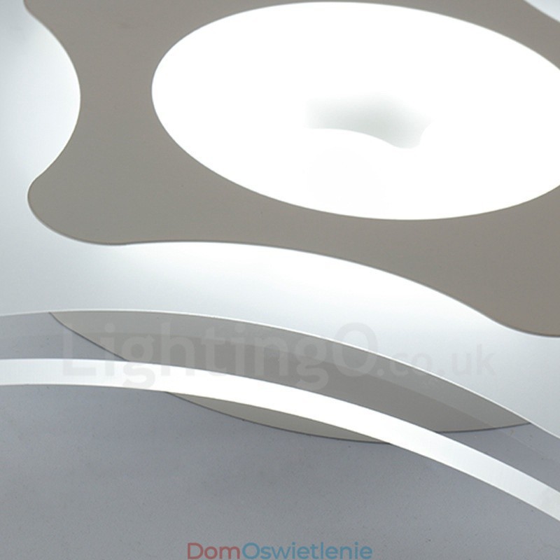 Nowoczesna, współczesna, zintegrowana metalowa lampa sufitowa