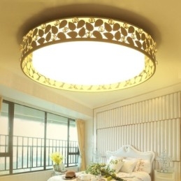 Nowoczesna, współczesna, zintegrowana metalowa lampa sufitowa