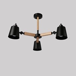 Funkcja malowania w stylu vintage na metalowym żyrandolu