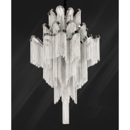 Aluminiowy żyrandol Stream Designerska lampa wisząca w kolorze srebrnym Schody spiralne