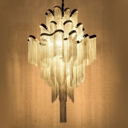 Aluminiowy żyrandol Stream Designerska lampa wisząca w kolorze srebrnym Schody spiralne
