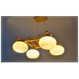 4-punktowa lampa wisząca Rustic Lodge z kloszem szklanym