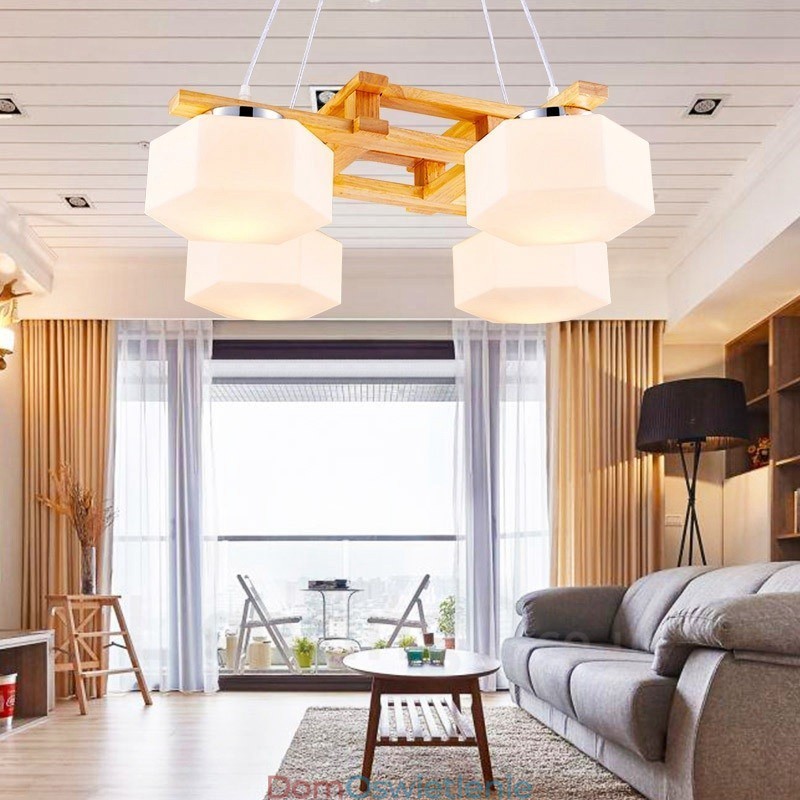 4-punktowa lampa wisząca w stylu skandynawskim z kloszem szklanym