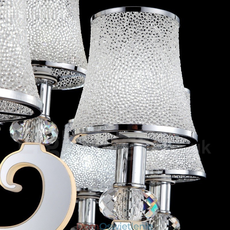 Ściemnialny nowoczesny żyrandol stalowy z 6 światłami i szklanym kloszem