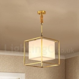 Czysta mosiężna prosta rustykalna retro zabytkowa lampa wisząca z mosiądzu z kloszem z tkaniny
