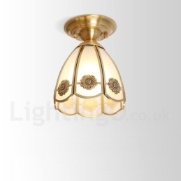 Czysta mosiężna rustykalna lampa sufitowa w stylu nordyckim Lodge Flush Mount z kloszem szklanym
