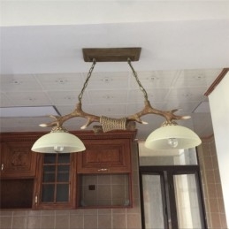 2 jasnobrązowe rustykalne artystyczne retro antyczne lampy wiszące z poroża z kloszem szklanym