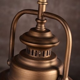 Lampa wisząca retro z metalowym kloszem w stylu starej fabryki