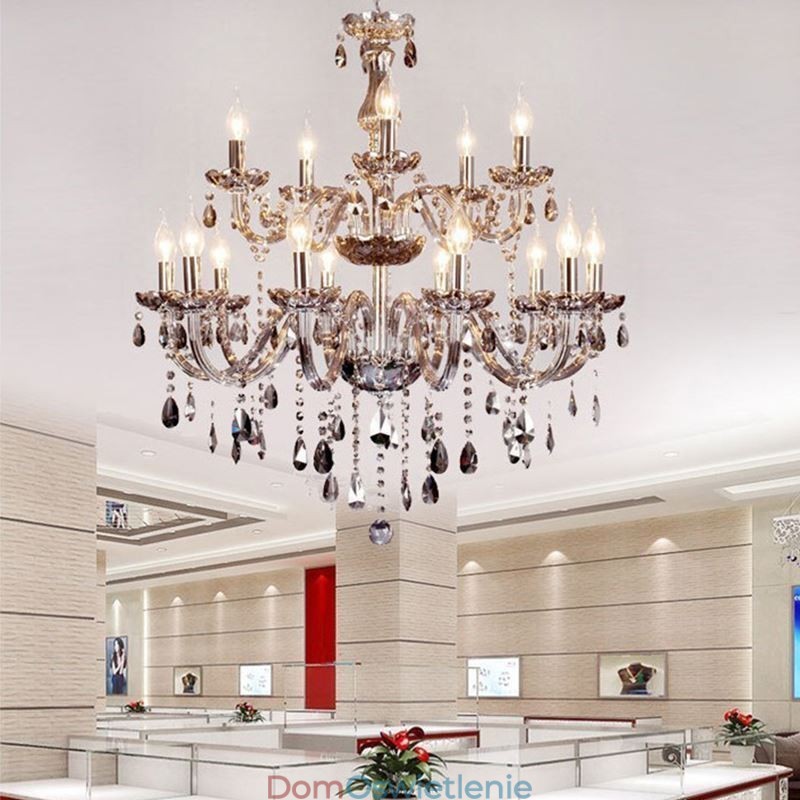 Duży europejski kryształowy żyrandol, elegancka lampa wisząca