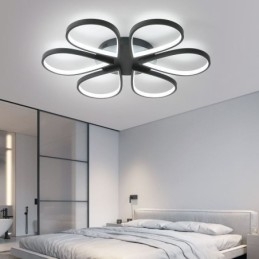 Minimalistyczna lampa sufitowa Clover do montażu na płasko