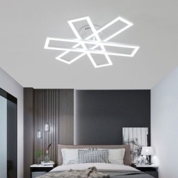 Minimalistyczna lampa sufitowa z aluminium w kształcie wiatraka