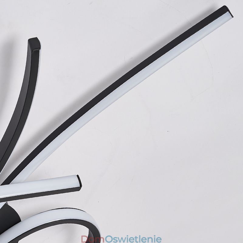 Minimalistyczna lampa sufitowa z aluminium w kształcie motyla