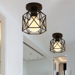 Metalowa klatka, lampa sufitowa montowana na płasko