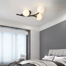 Nowoczesna minimalistyczna lampa sufitowa w kształcie szklanej kuli