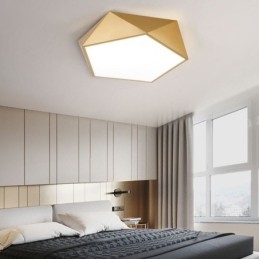 Złota geometryczna lampa sufitowa z akrylu