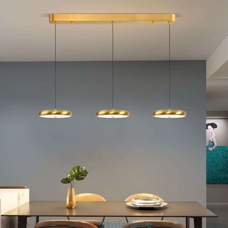 Lampa sufitowa, lampa wisząca z trzema głowicami