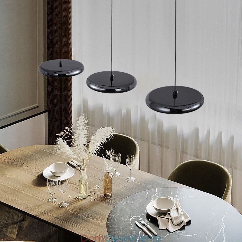 Lampa sufitowa, lampa wisząca z trzema głowicami