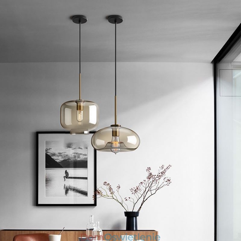 Szklana lampa wisząca Minimalistyczna dekoracyjna lampa szklana w kolorze koniaku