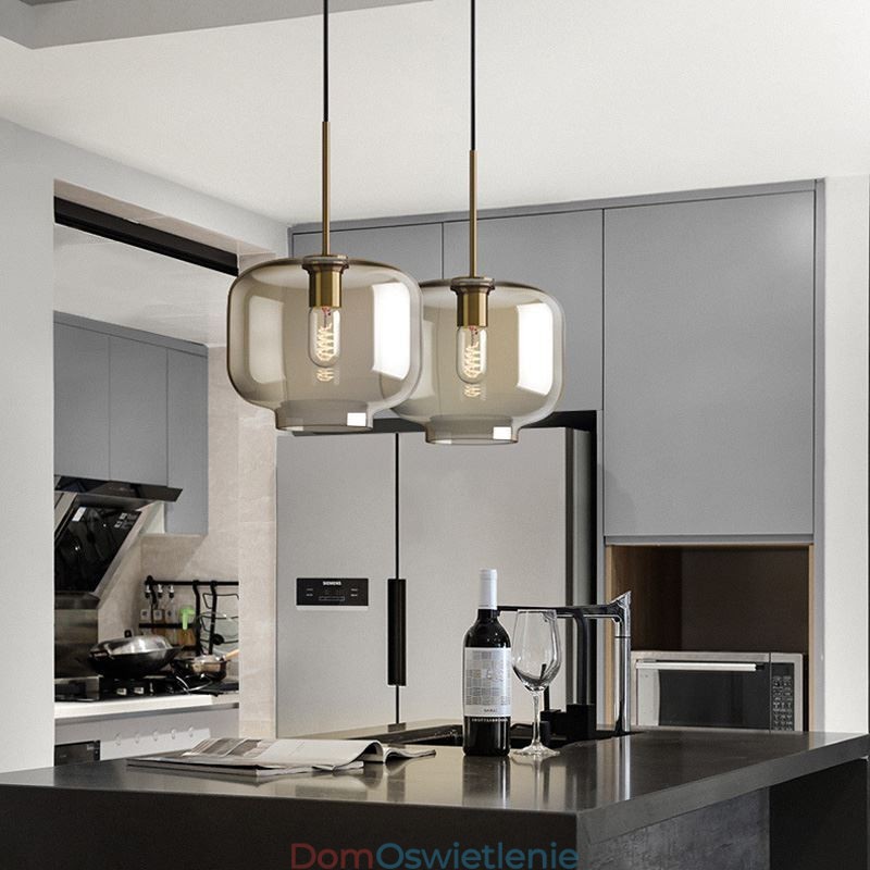 Szklana lampa wisząca Minimalistyczna dekoracyjna lampa szklana w kolorze koniaku