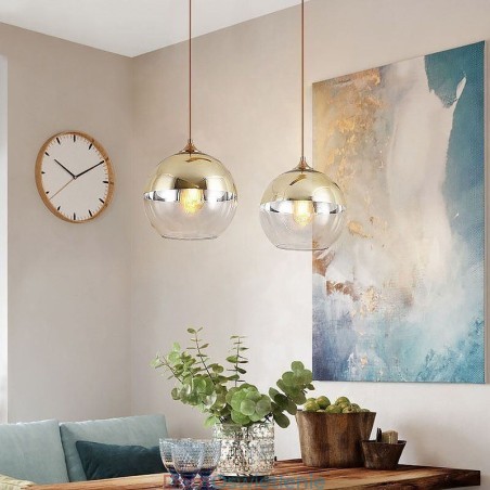 Kreatywna lampa wisząca z żelaza i szkła w kształcie kuli, dekoracyjne oświetlenie Kreatywna lampa wisząca z żelaza i szkła w kształcie kuli, dekoracyjne oświetlenie