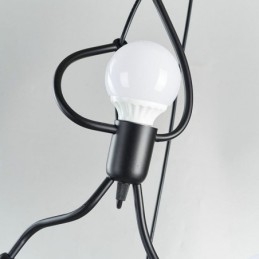 Nowoczesna prosta lampa wisząca w kształcie małego człowieka Lampa kreatywne światło