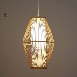Klasyczna ręcznie robiona lampa wisząca z bambusa