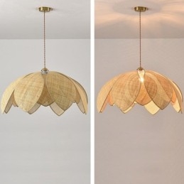 Wisząca lampa rattanowa Lotus Cafe Retro Rattan Art Ceiling Light