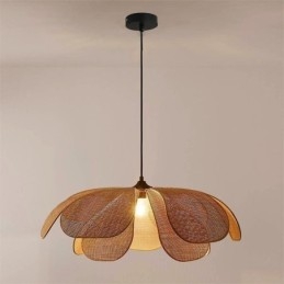 Wisząca lampa wisząca z płatkami rattanu Wabi Sabi Style, ręcznie tkana lampa sufitowa z rattanu