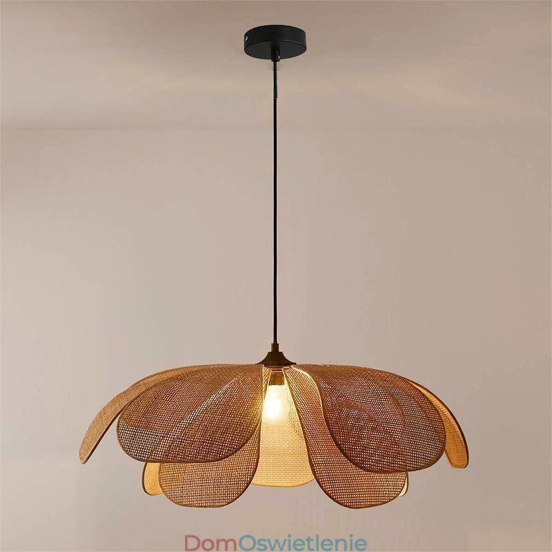 Wisząca lampa wisząca z płatkami rattanu Wabi Sabi Style, ręcznie tkana lampa sufitowa z rattanu